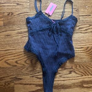 NEW WITH TAGS - Edikted Navy Lace Bodysuit